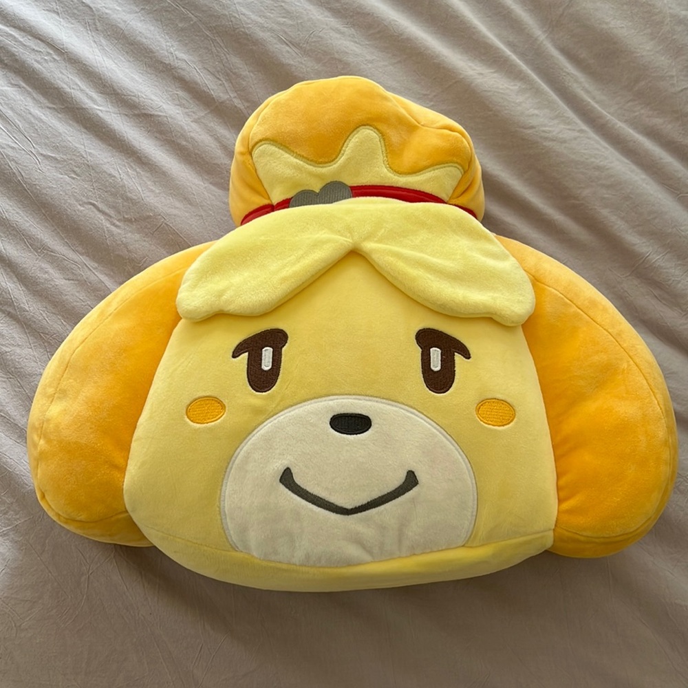 Animal Crossing: Isabelle Plush